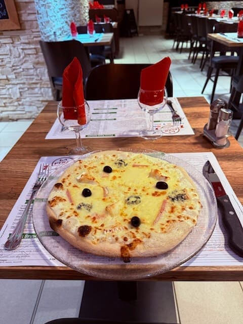 LaPizz_5fromage_baseCreme